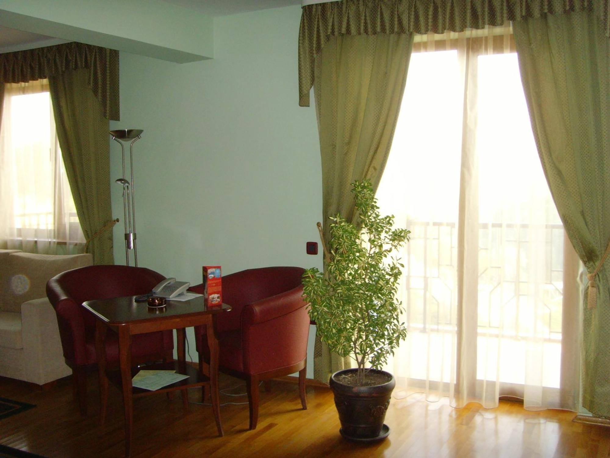 Meridian Hotel Bolyarski فيليكو ترنوفو المظهر الخارجي الصورة