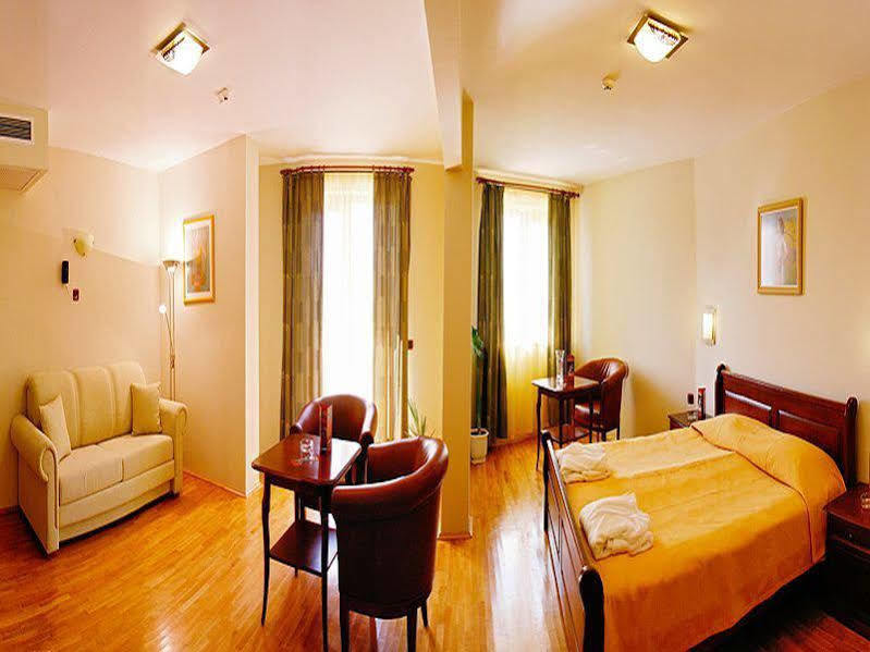 Meridian Hotel Bolyarski فيليكو ترنوفو المظهر الخارجي الصورة